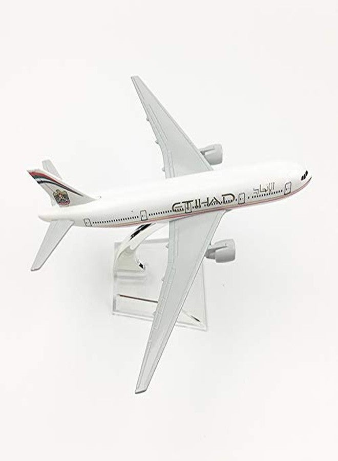 سايج سكوير طائرة نموذجية معدنية من سيج سكوير بمقياس 1:300، مجموعة نماذج طائرات تذكارية عالية التفاصيل (طيران الاتحاد) - متعددة الألوان - Image 3